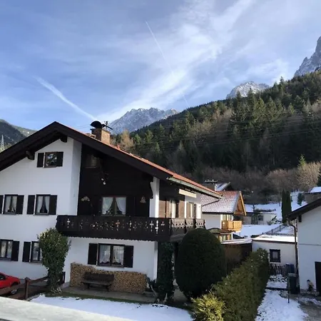 Melli -102- Apartamento *